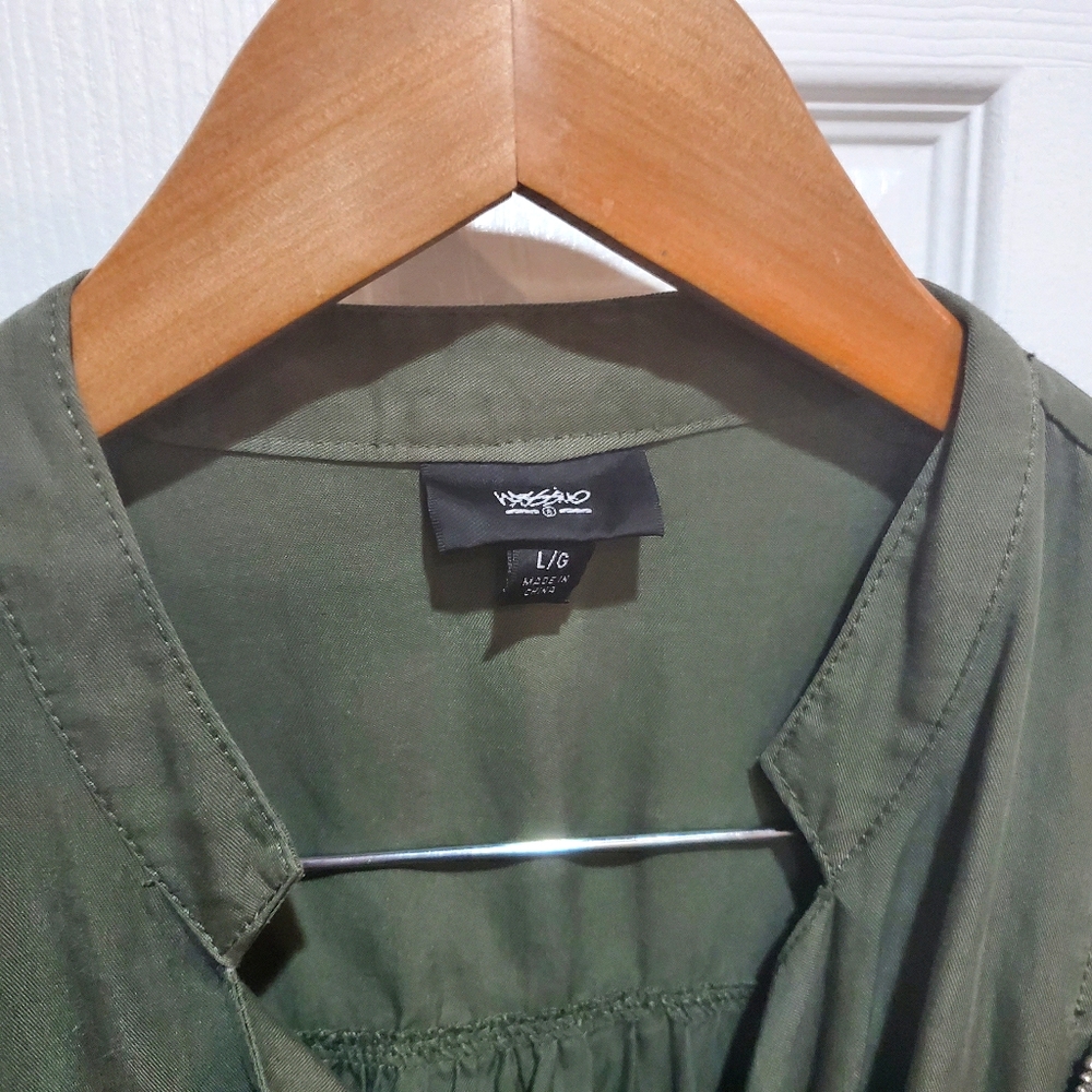 Mossimo Top - Picture 8 of 8